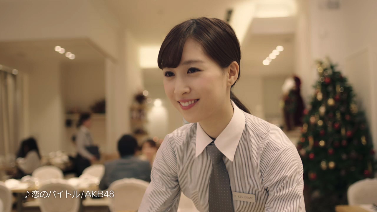 テレビCM「バイトAKBぱるる選抜募集告知篇」のワンシーン。