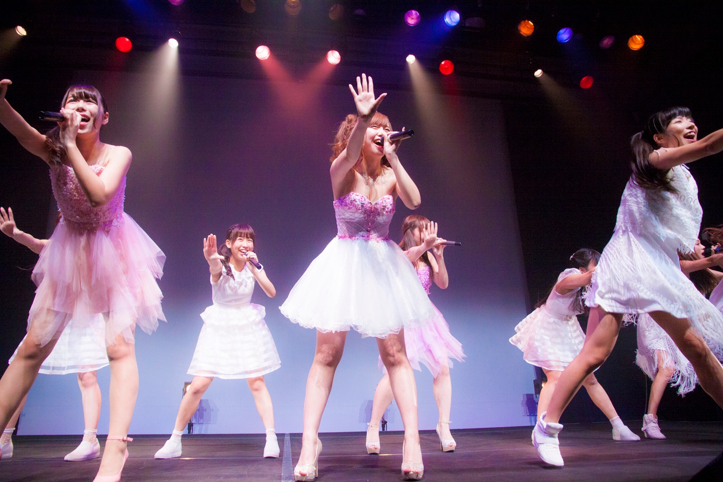新木さくら生誕公演「sakura days」の様子。（写真提供：ジョブ・ネット）