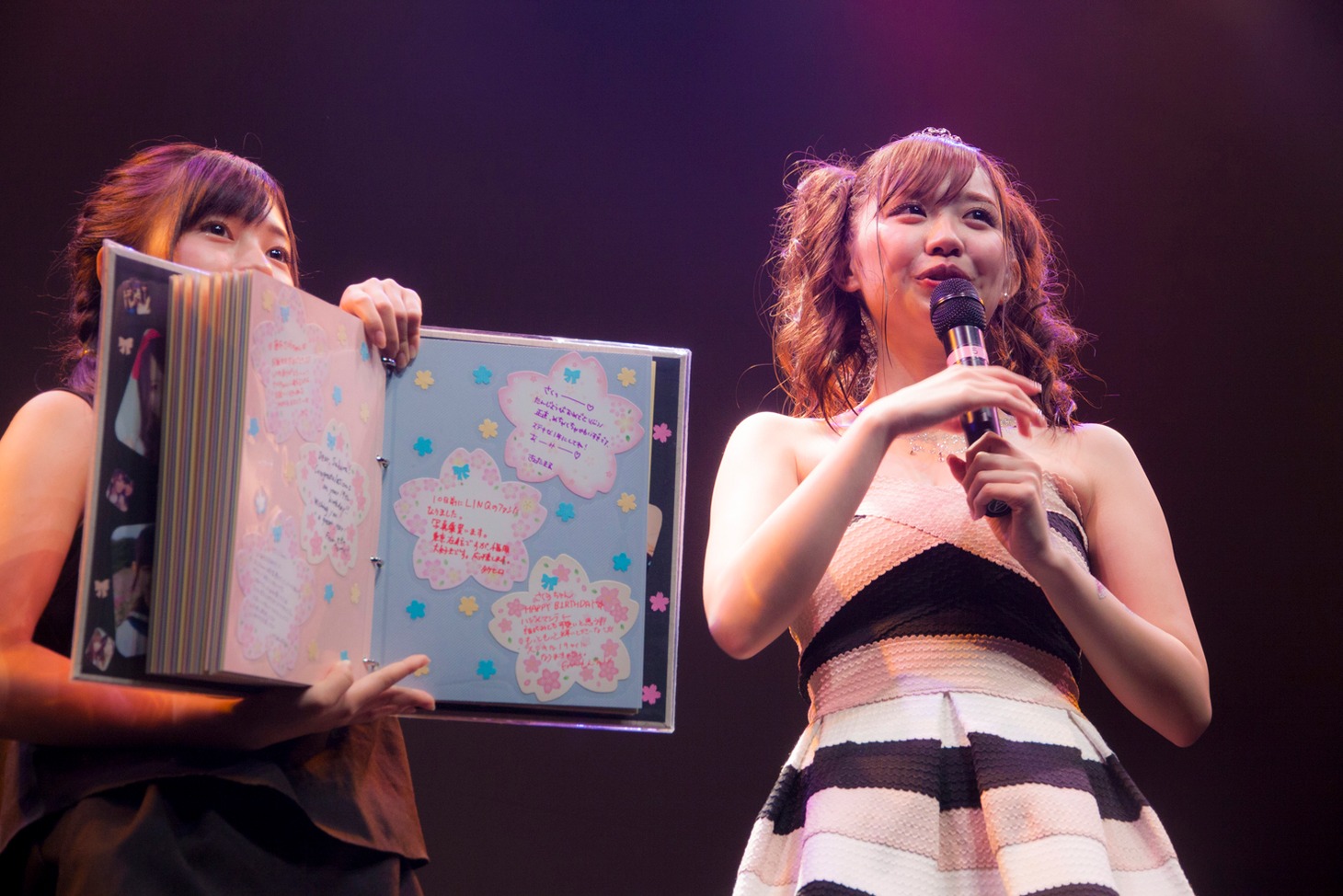 新木さくら生誕公演「sakura days」の様子。（写真提供：ジョブ・ネット）