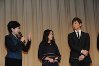 左から小池百合子衆議院議員、湊かなえ、黒木啓司（EXILE）。