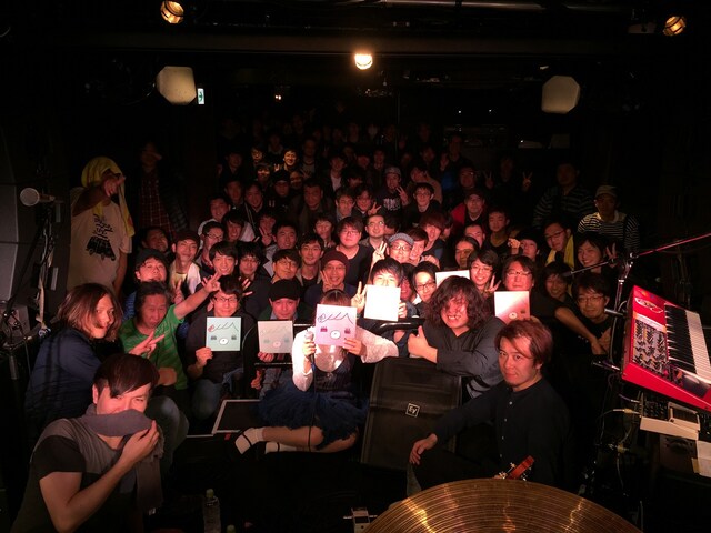 東京・下北沢 LIVEHOLICで開催されたフリーライブ「シティーボーイの妄想」の様子。