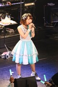 「飯田里穂 First Live rippi-rippi-rippi」の様子。(撮影:森久)