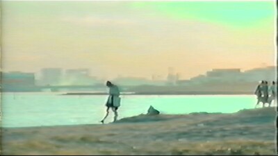 「悲しみのない世界 (You Ishihara Mix)」MVのワンシーン。