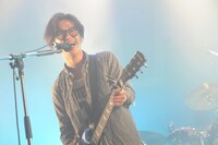 田邊駿一（Vo, G / BLUE ENCOUNT）