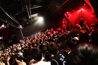 「Deviluse EXCLAIM episode1」でのSiMのライブの様子。（Photo by Kohei Suzuki）