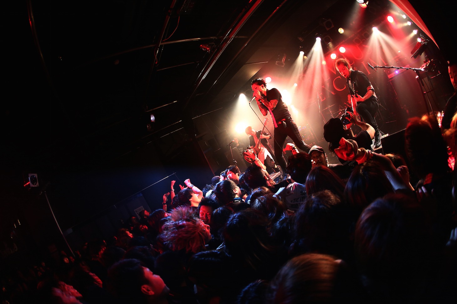 「Deviluse EXCLAIM episode1」でのSiMのライブの様子。（Photo by Kohei Suzuki）