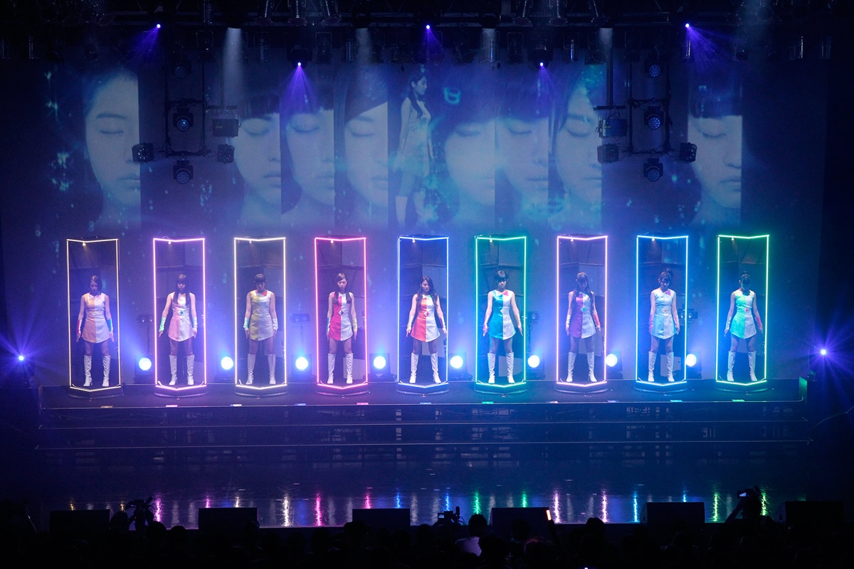 5月6日に東京・Zepp DiverCity TOKYOで行われた「東京パフォーマンスドール ZEPP TOUR 2015春 ～DANCE SUMMIT “1×0”ver3.0～」最終公演の様子。
