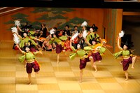 2012年に上演されたパンク歌舞伎「逆夢」の模様。（写真提供：有限会社ストーンズ）