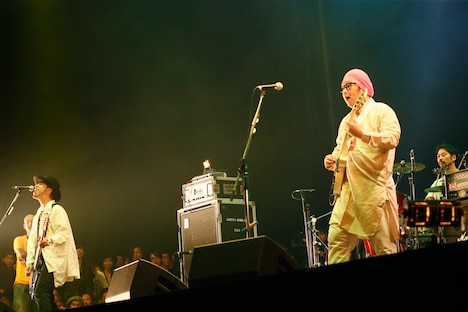 SUPER STUPID（Photo by Tetsuya Yamakawa[Showcase]）