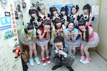 ライブ直前の清 竜人25と乙女新党。