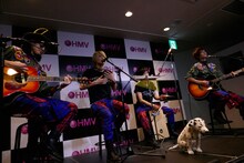 Thinking Dogsインストアイベントの様子。（写真提供：ソニー・ミュージックレコーズ）