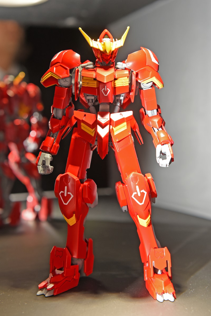 人気画像1位は「『感無量すぎて震えが止まらない』SUGIZO、ガンプラ自信作出展」より、ジャン・ケン・ジョニー（MAN WITH A MISSION）のガンプラ作品。