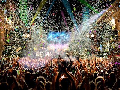 「ユニバーサル・カウントダウン・パーティ 2016」イメージ