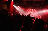 HER NAME IN BLOOD（撮影：鈴木公平）