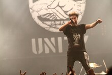 Crossfaith（Photo by Shingo Tamai）