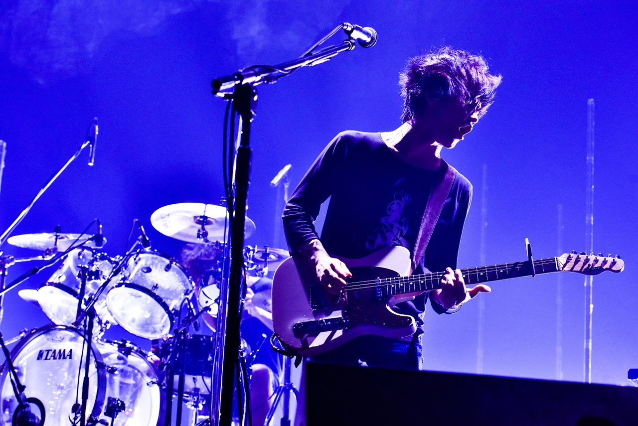 TK（Vo, G）（撮影：河本悠貴）