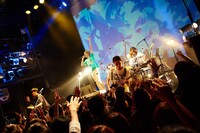 「チャンス到来TOUR」東京・WWW公演の様子。（撮影：神藤剛）