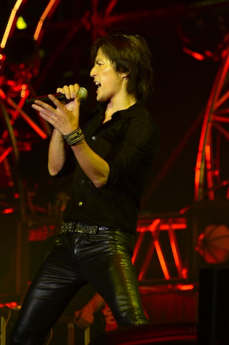 稲葉浩志(Vo / B'z)(撮影:達川範一)