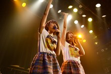 「バニラビーンズ ワンマンライブ Vol. 8」アンコールの様子。