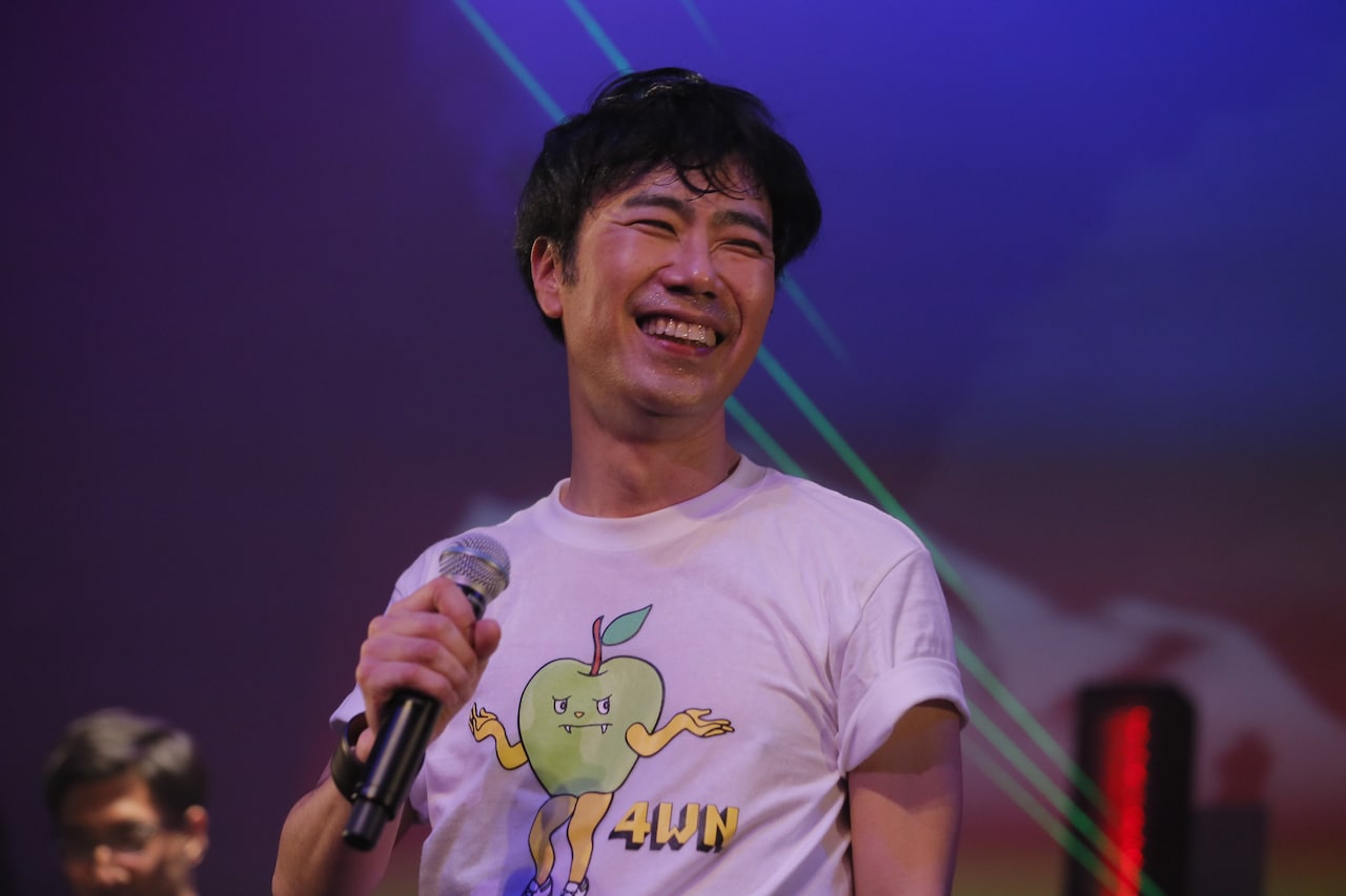 藤井隆＆tofubeatsのリリースパーティ大盛況、早見優も華麗にダンス