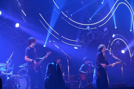 back number (c)テレビ朝日ドリームフェスティバル2015