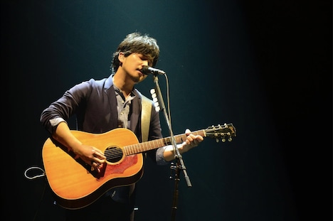 秦基博 (c)テレビ朝日ドリームフェスティバル2015