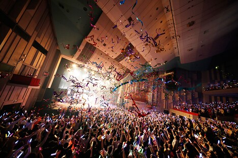 「イヤホンズ vs Aice5～それがユニット！～」の様子。（Photo by HAJIME KAMIIISAKA）