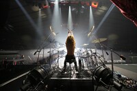 YOSHIKI（Dr, Piano） (c)テレビ朝日ドリームフェスティバル2015