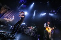 「～マジか！？っつーか、ミイラズツアーっつーかツアー2015aw～」東京・東京キネマ倶楽部公演の様子。（撮影：後藤壮太郎）