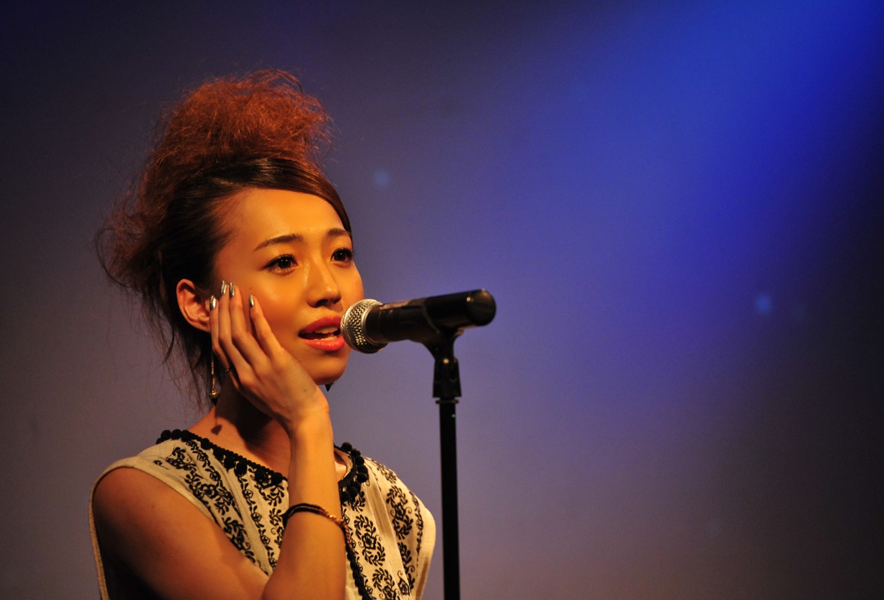 HINA（撮影：村上一光）