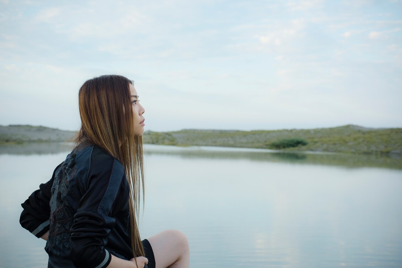 菅原紗由理改めTHE SxPLAY、夢に向かう人の背中押すミニアルバム