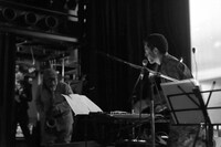 左から梅津和時、七尾旅人。（撮影：雨宮透貴）