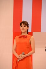 「第66回NHK紅白歌合戦」紅組司会を務める綾瀬はるか。
