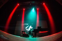 「marasy piano live 2015」東京・めぐろパーシモンホール 大ホール公演の様子。（撮影：石阪大輔）