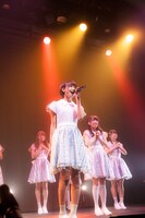 LinQ「FRONTIER～LinQ 第三楽章～」発売記念ライブの様子。（写真提供：ジョブ・ネット）