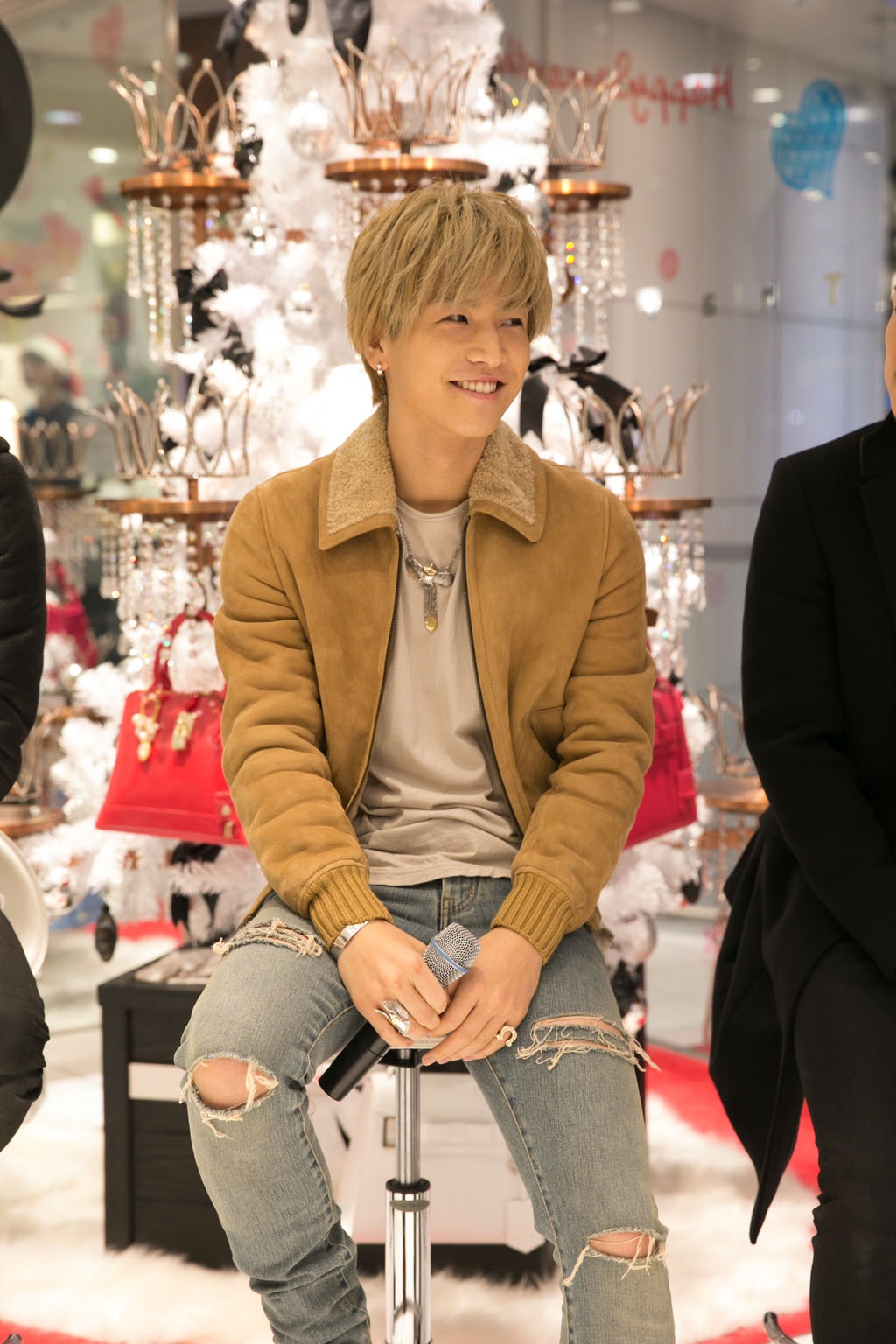 岩田剛典