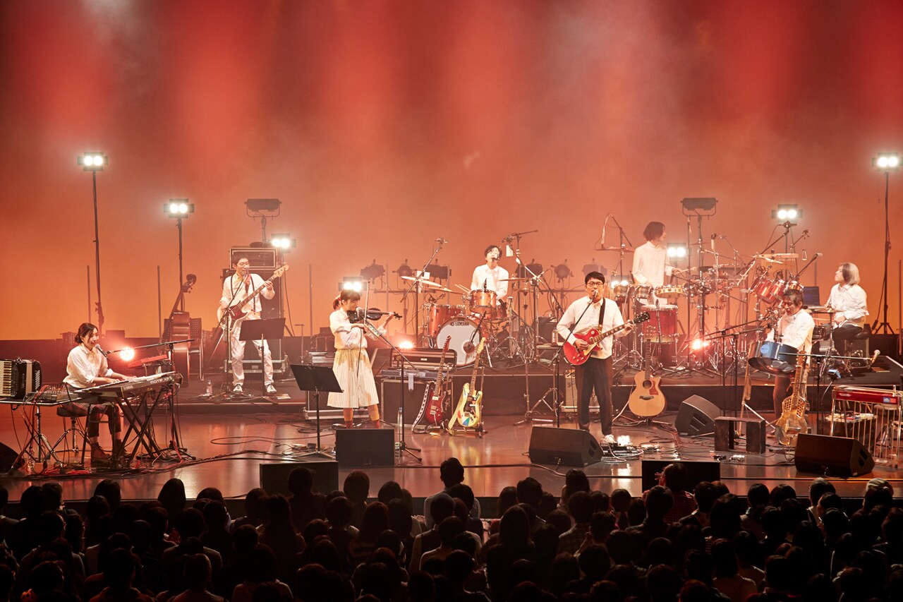 KIRINJI「KIRINJI LIVE 2015」東京・EX THEATER ROPPONGI公演の様子。（撮影：立脇卓）