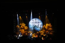 Tourbillon「10th Anniversary Live 2015」の様子。（写真提供：エイベックス・グループ）