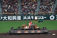 「奥田民生ひとり股旅スペシャル＠マツダスタジアム」の様子。