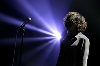 渋谷龍太（Vo）（Photo by KOHEI SUZUKI）