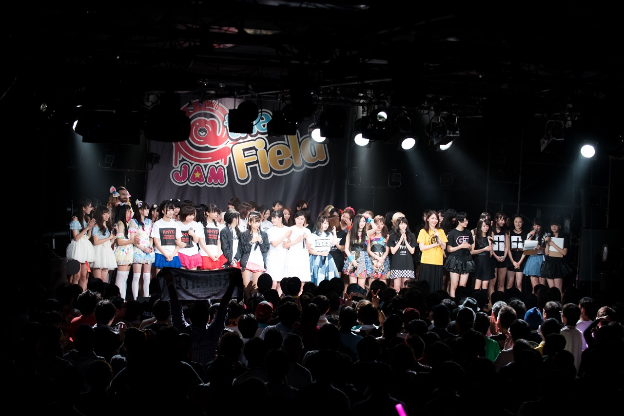 「@JAM the Field Vol.8」エンディングの様子。