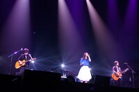 いきものがかり（撮影：植本一子）