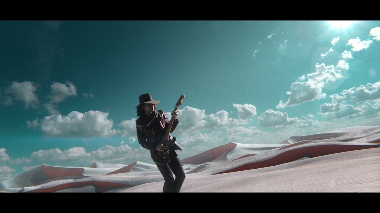 L'Arc-en-Ciel「Wings Flap」MVのワンシーン。