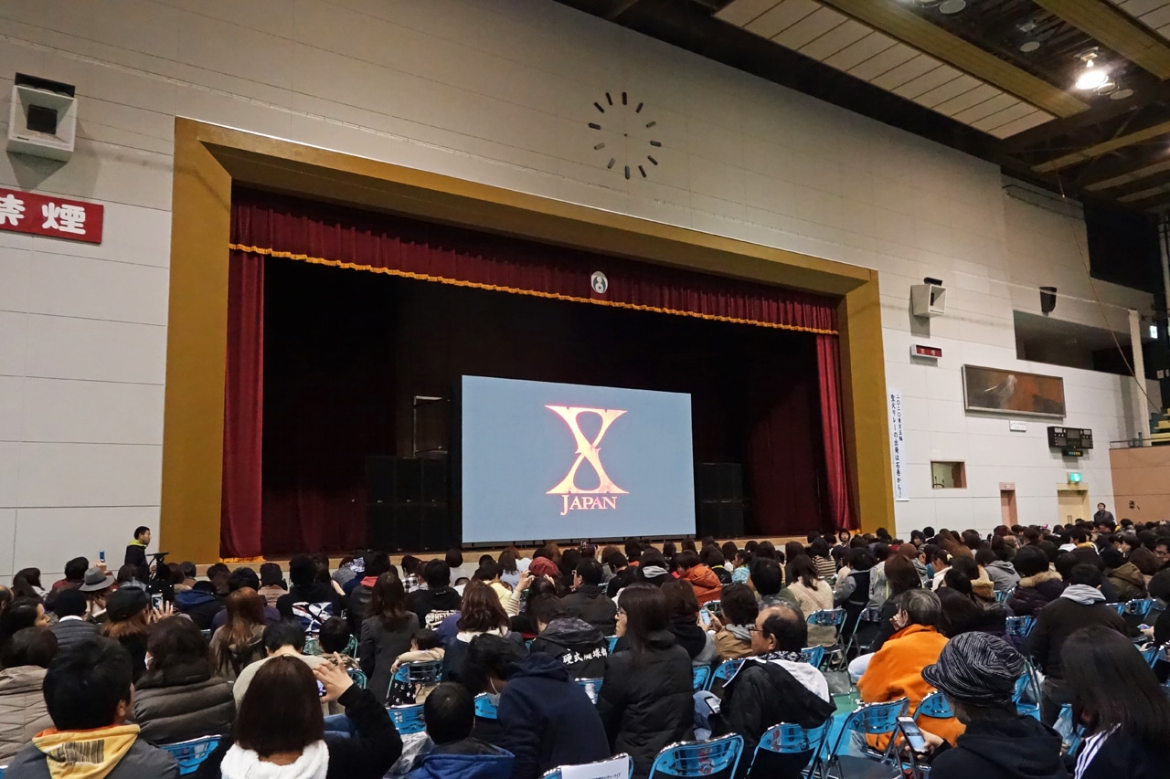 X JAPANの宮城・石巻BLUE RESISTANCE公演のライブビューイング会場の様子。