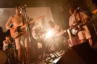 「Awesome Talks -One Man Show-」UNIT公演の様子。 （撮影：古渓一道）