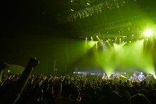 ASIAN KUNG-FU GENERATIONのライブの様子。（撮影：薮田修身［W］）