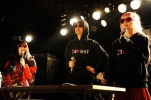 左からしふぉん、ハシダカズマ、ようなぴ。（撮影：曽我美芽）