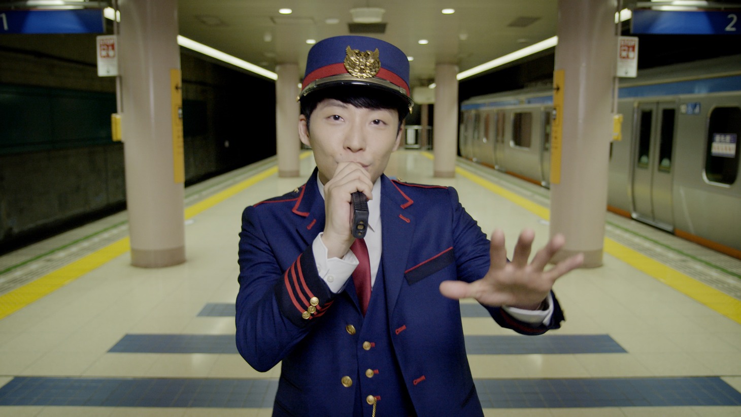 星野源「時よ」ミュージックビデオのワンシーン。