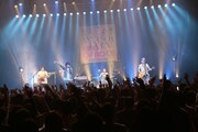 「MORE KING OF ROCK 20th」東京公演の様子。（photo by eri shibata）