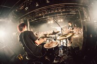 ギルガメッシュ「2015→2016”鵺”」の様子。（撮影：西槇太一）